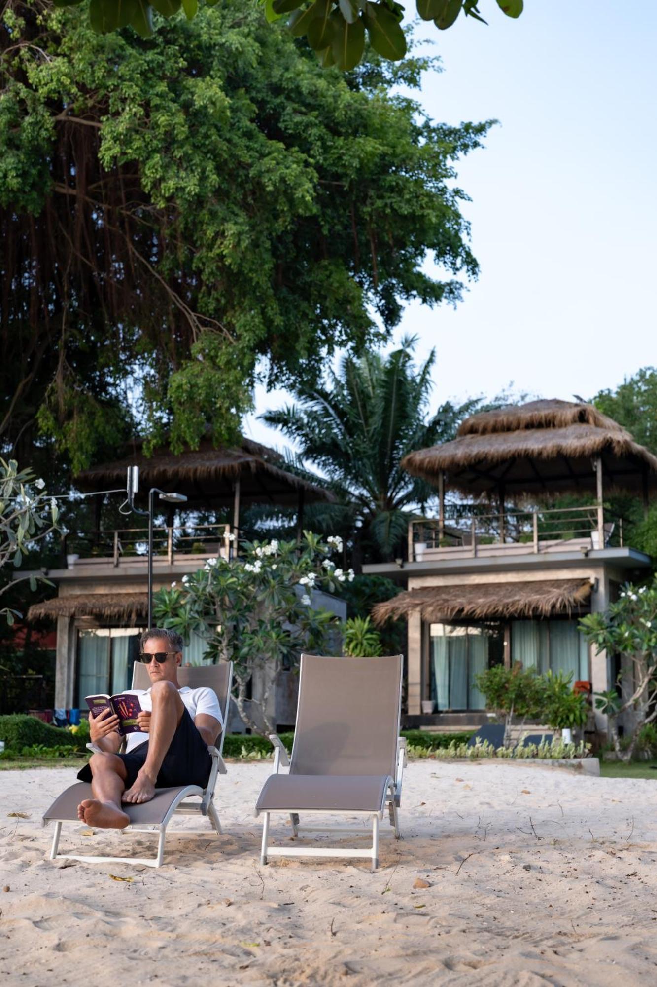 Ao Kao White Resort Koh Mak