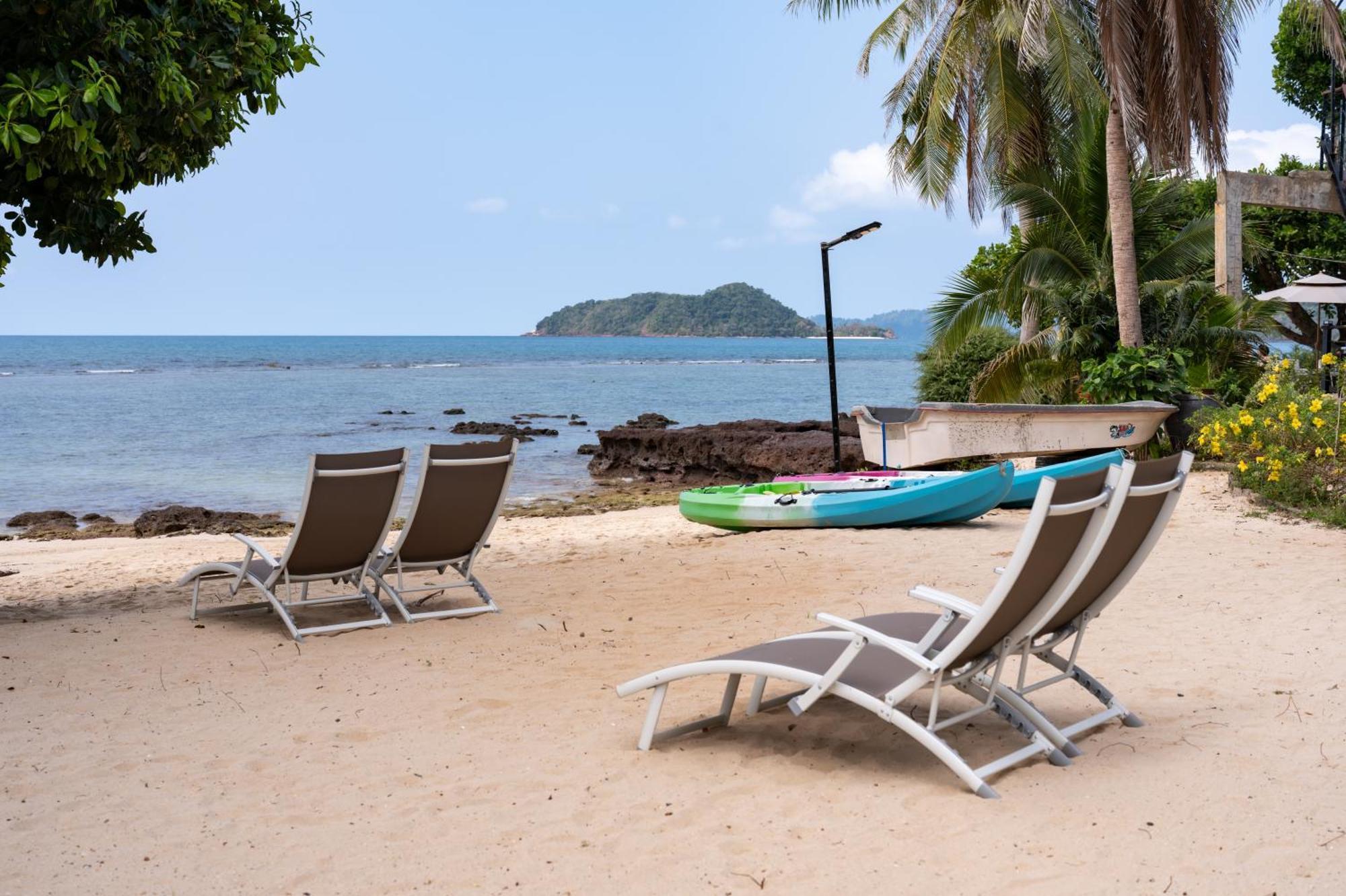 Ao Kao White Resort